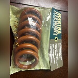 Martha Stewart Everyday Oak Finish Wood Drapery Rings 1-1/8in Pole